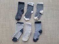 Socken 27-30 Zwillinge Marine Ringel mittellang Berlin - Wilmersdorf Vorschau