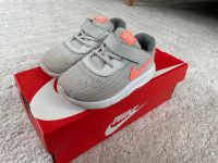 Nike Tanjun Turnschuh Sneaker Gr. 23 *gut erhalten* Stuttgart - Stuttgart-West Vorschau