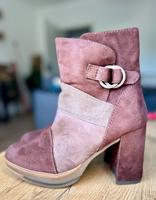 Stilvolle braune Stiefel von Marco Tozzi – Größe 39 Saarland - Mettlach Vorschau