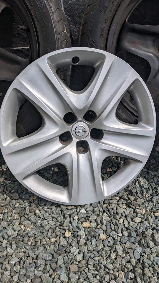 Opel Stahlfelgen 17 Zoll | 215/50/R17 | Sommerreifen in Weimar