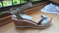 Neu Sandalen v. Marila Spanien echtes Leder Kork Keil Absatz 38 Brandenburg - Beelitz Vorschau