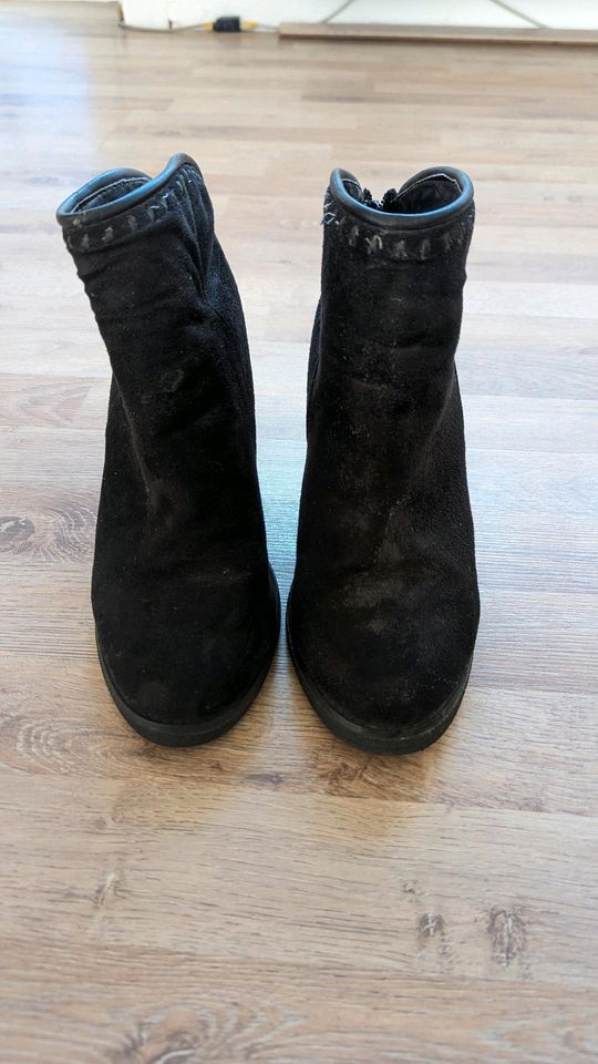 Stiefeletten, Absatzschuhe, Stiefel, Damenschuhe, Größe 40 in Emmerich am Rhein