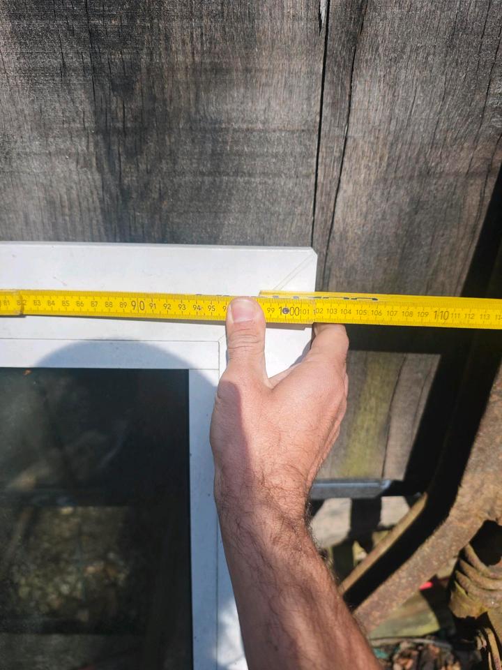fenster mit Rahmen doppelt verglast 140x105cm zu verschenken in Bochum