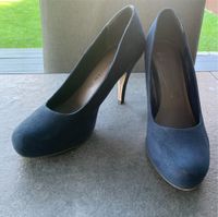 Tamaris High Heels / Pumps Gr. 40, dunkelblau Hessen - Trebur Vorschau