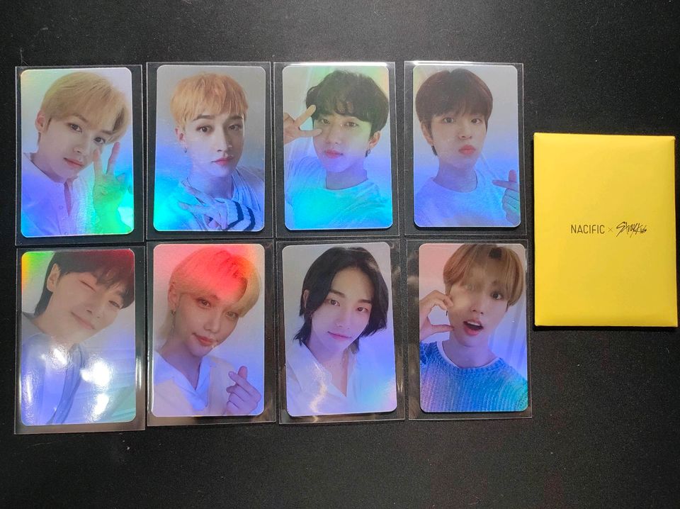 Stray Kids Nacific R2 Holographic PC in Owingen