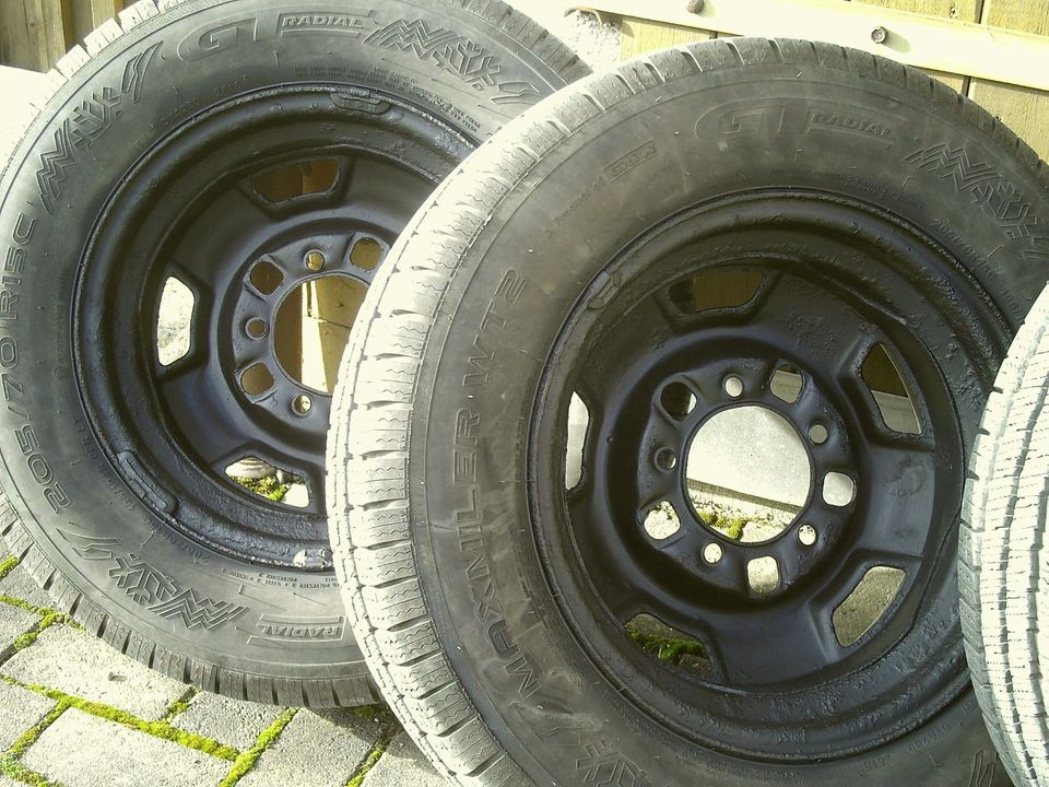 4 Reifen Räder 205/70 R15 C in Bad Elster