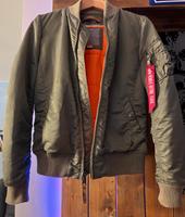 Alpha Industries Jacke / Bomberjacke Niedersachsen - Wilhelmshaven Vorschau