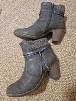 Stiefeletten vo  Rieker Gr.40 Neuhausen-Nymphenburg - Neuhausen Vorschau