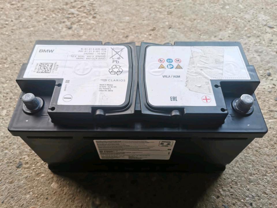 BMW AGM Batterie Starterbatterie Autobatterie 12V 92 Ah !! NEU !! in Regensburg