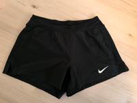 Gr. S Dri-Fit Damen Short Sporthose schwarz Hessen - Mossautal Vorschau