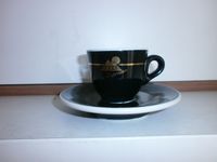 Azul Espresso Tasse mit Untertasse schwarz etwa 12 cm Durchmesser Niedersachsen - Badbergen Vorschau