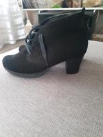Verkaufe kaum getragene Ankle Boots zum schnüren Gr.4 1/2 Nordrhein-Westfalen - Bergheim Vorschau