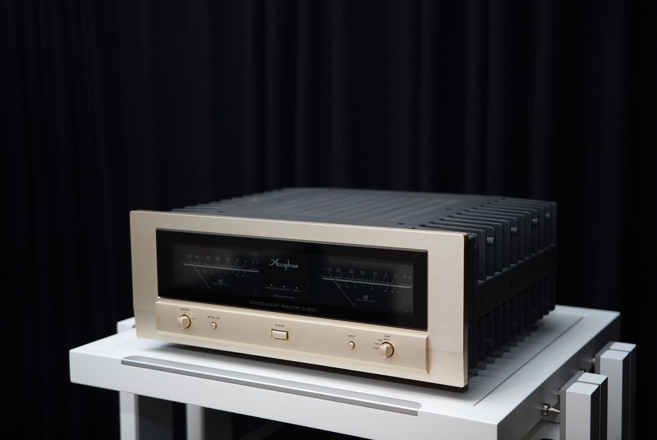 Accuphase P4100 PIA _ High End Stereo Endstufe _ Full Set in Dortmund