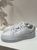 Nike Ebernon Low Herren Turnschuhe Sneaker Gr. 42 *Zwillinge* NEU Nordrhein-Westfalen - Euskirchen Vorschau