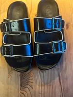 DKNY Sandalen schwarz Leder 39,5 neu Eimsbüttel - Hamburg Eidelstedt Vorschau