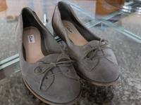 Clarks Damen Ballerina 38, neuwertig top Bayern - Germering Vorschau