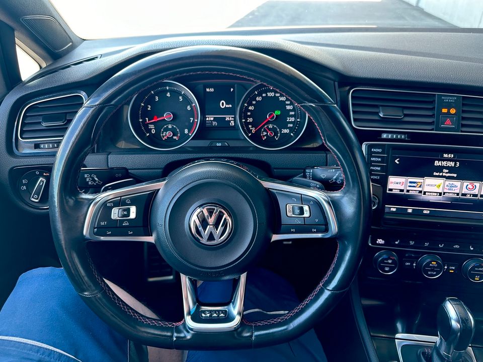 VW GOLF 7 GTI  DSG  2.HD TÜV NEU  TOP AUSSTATTUNG in München
