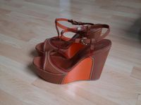 Sergio Rossi Plateausandalen Gr. 40,5 Braun orange Frankfurt am Main - Nordend Vorschau