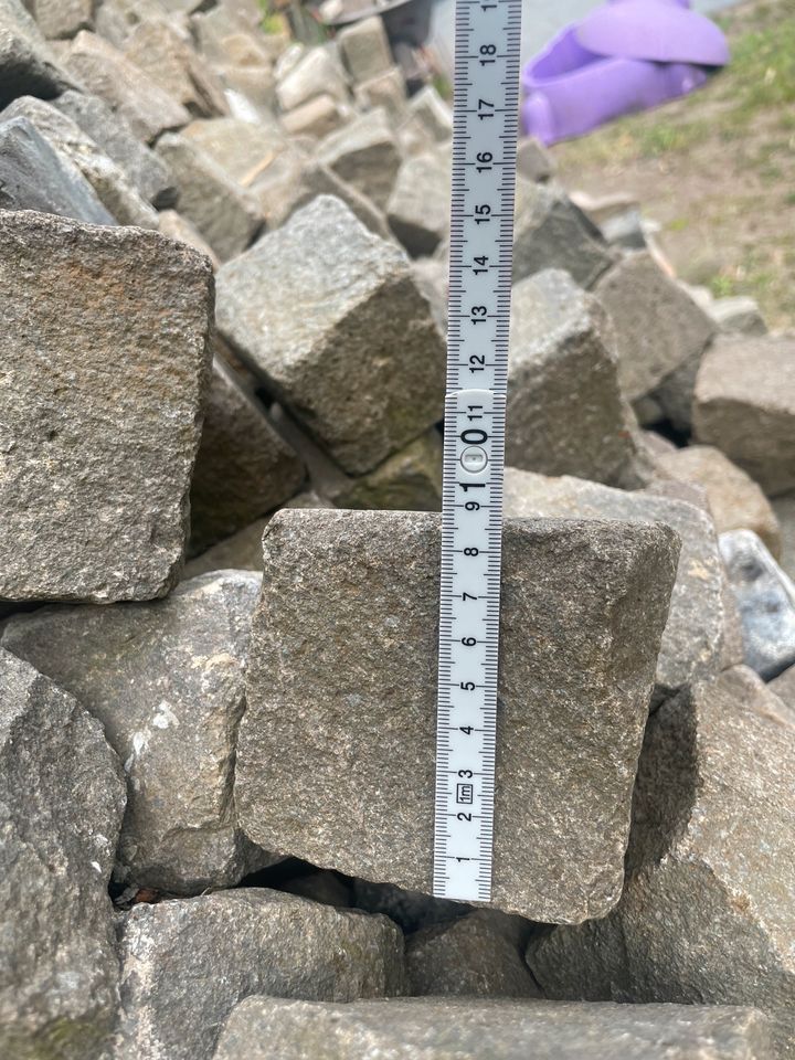 Granit Pflastersteine in verschiedenen Größen in Buchholz in der Nordheide