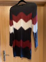 Kleid in Gr. M für nur 1€ Niedersachsen - Hesel Vorschau