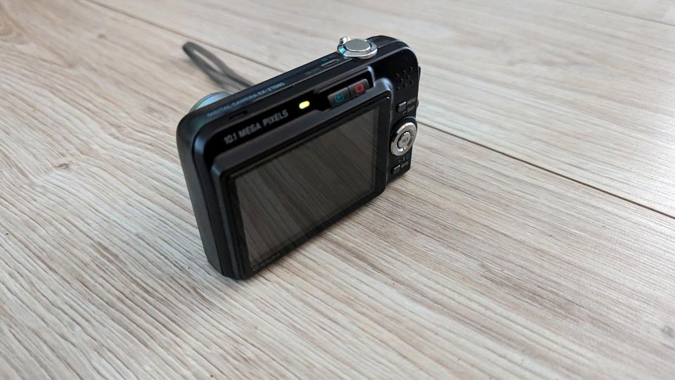 Digitalkamera Casio Exilim EX-Z1080 in Hamburg