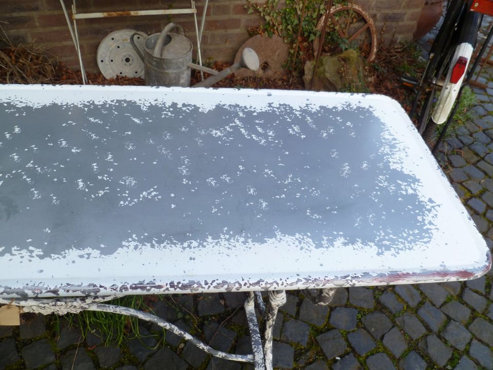 Tisch - Eisentisch - Chic Antique - 279,- Euro* in Volkerzen