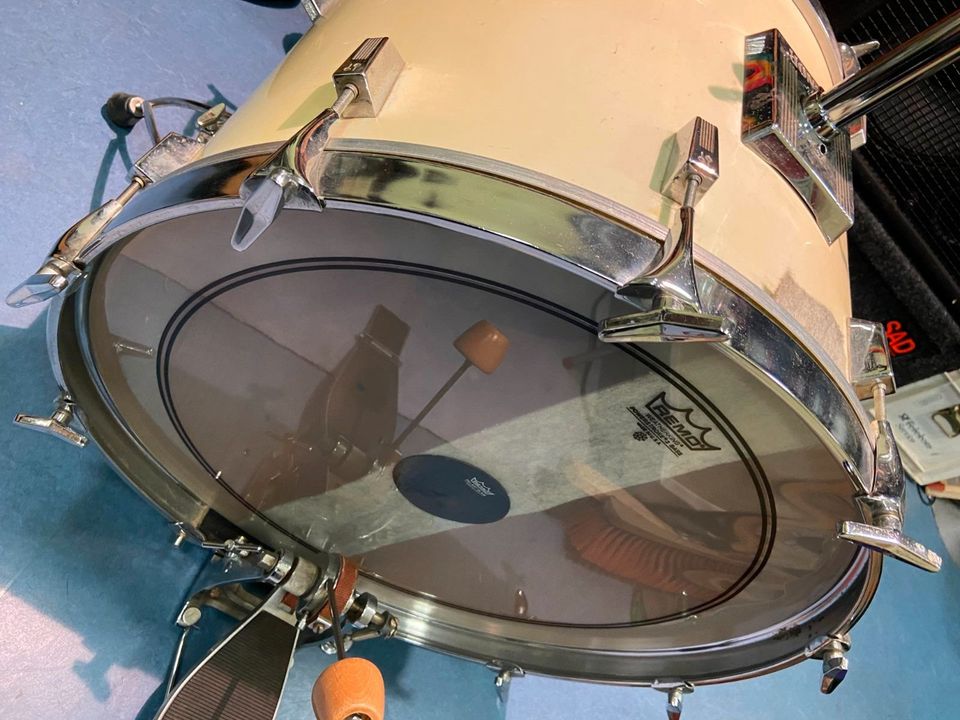 Sonor Phonic Bass Drum 24*18" Buche 9- laigig in Leinfelden-Echterdingen