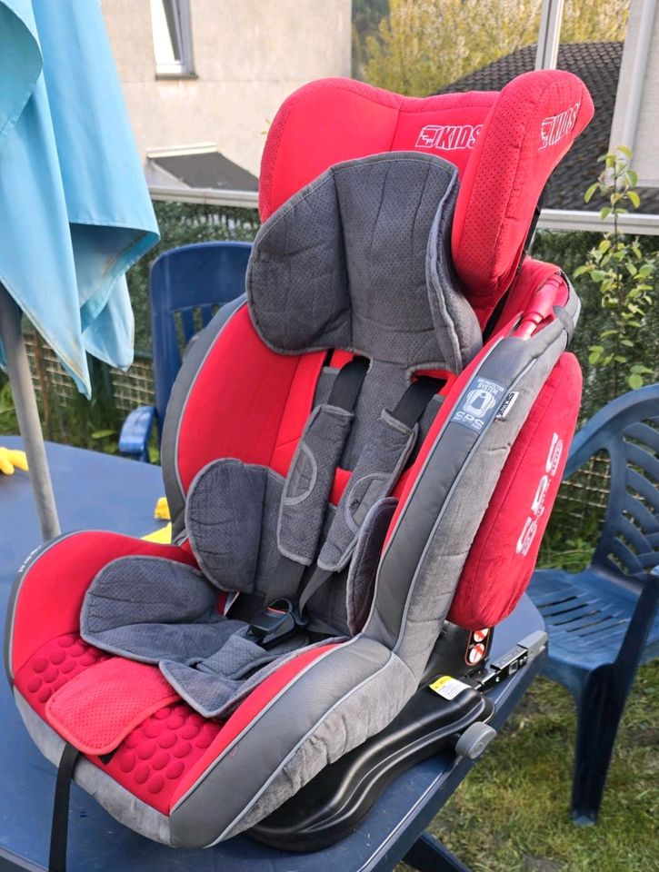 LCP Kids Auto Kindersitz GT 9-36 kg Isofix Liegefunktion SPS Side in Plettenberg