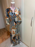 Damen Kleid Größe 34 Hessen - Offenbach Vorschau