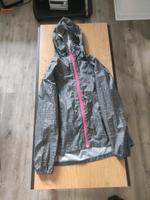 Eine damen Regenjacke Bayern - Erding Vorschau