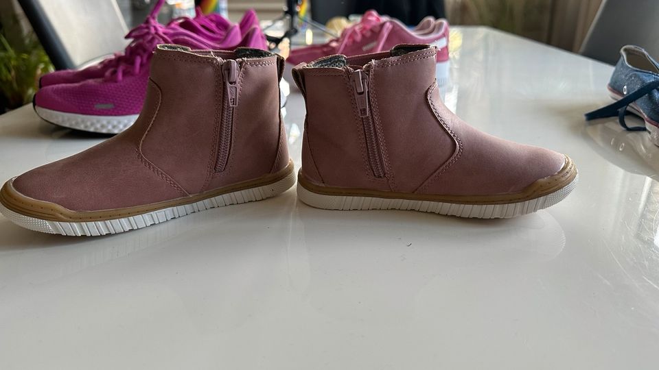 Mädchen, Schuhe, Größe 26 wie neu Pink in Lienen