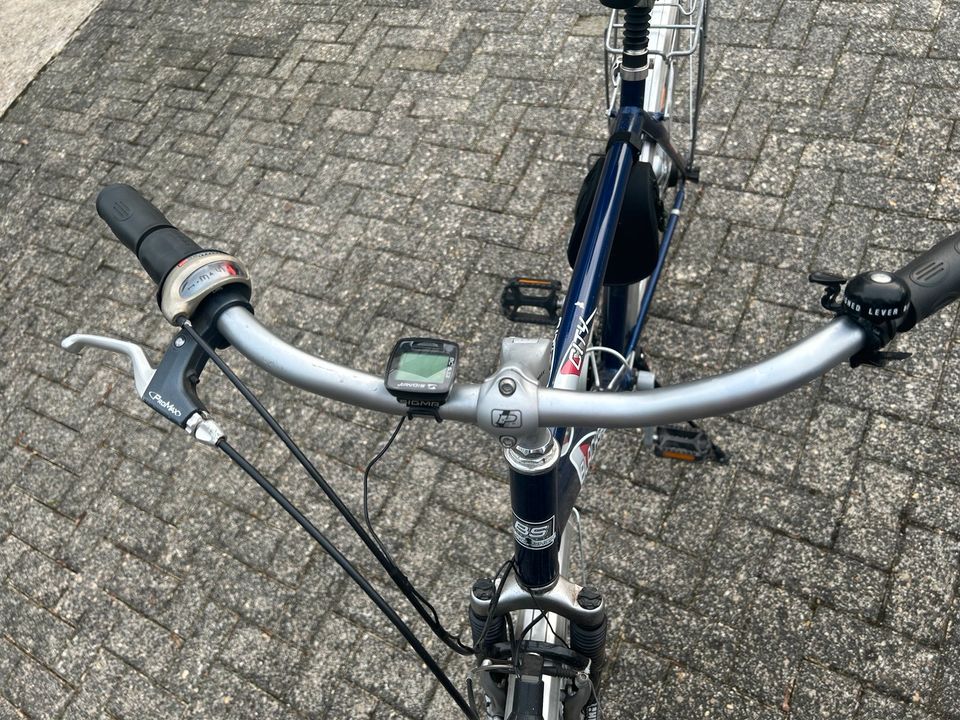 Herrenfahrrad in gutem Zustand in Bad Lippspringe