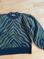 MNG Mango Strick Pullover Gr. S grün schwarz Tiger Streifen Köln - Ehrenfeld Vorschau