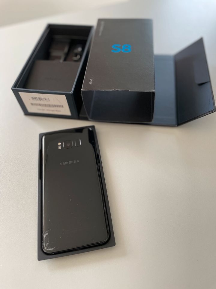 Samsung Galaxy S8 64GB, schwarz in Maulbronn