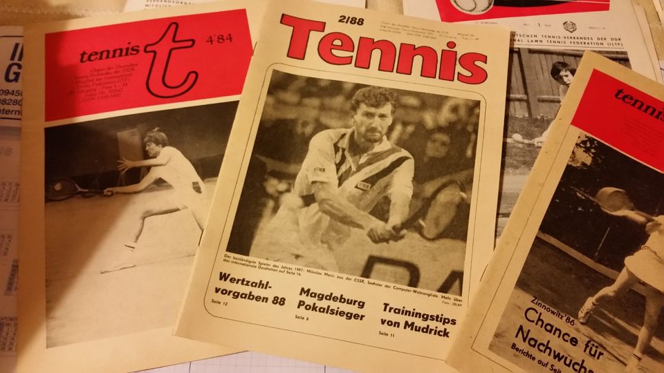 sehr alte  Tenniszeitungen DDR in Annaberg-Buchholz