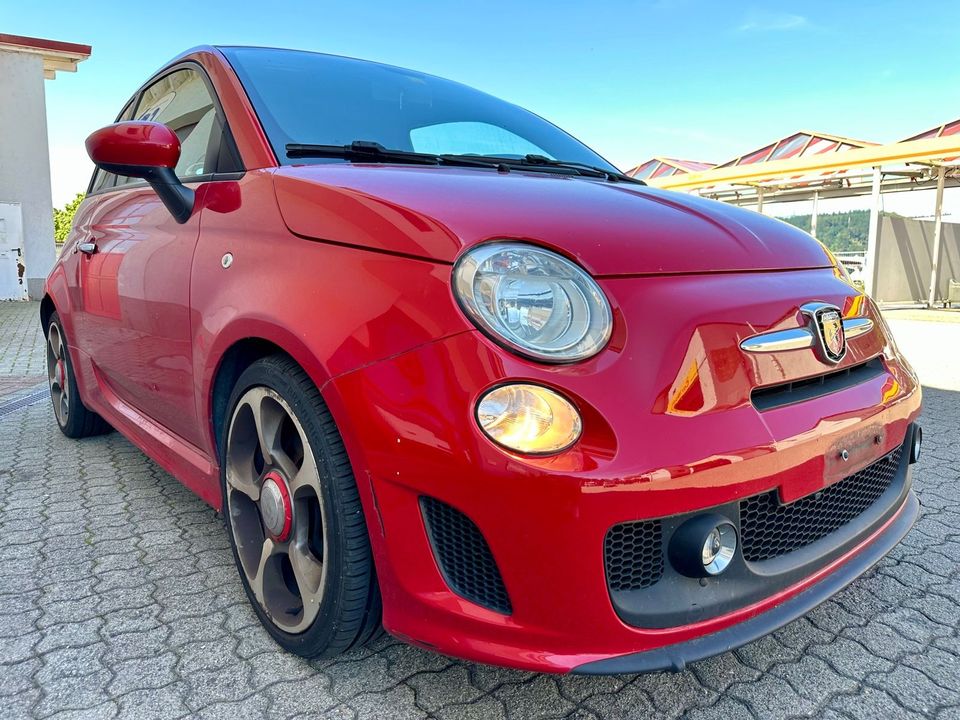 Abarth 500 1.4 T-Jet 16V Custom Sportsitze in Schopfheim