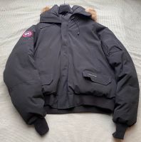 Canada Goose 3XL Bomber Daunenjacke Stuttgart - Stuttgart-Süd Vorschau