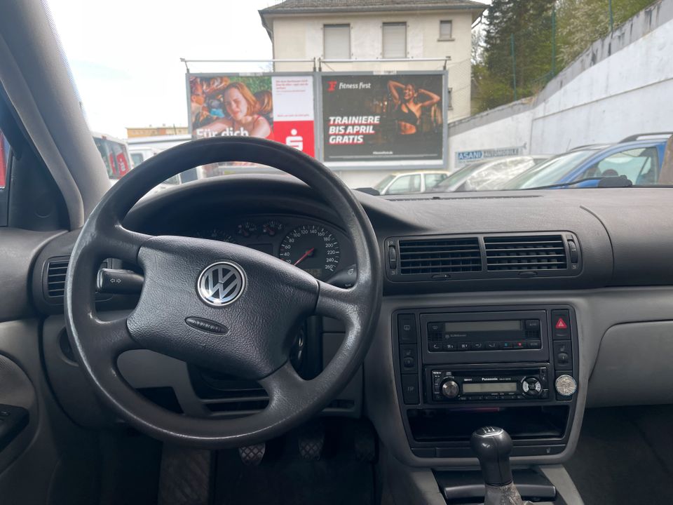 Volkswagen Passat in Idar-Oberstein