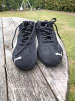 Puma Turnschuhe Gr 40 schwarz guter Zustand selten getragen Niedersachsen - Schortens Vorschau
