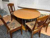 Tisch mit 4 Stühle, Bett , kleiderschrank, Bücherschrank Nordrhein-Westfalen - Minden Vorschau