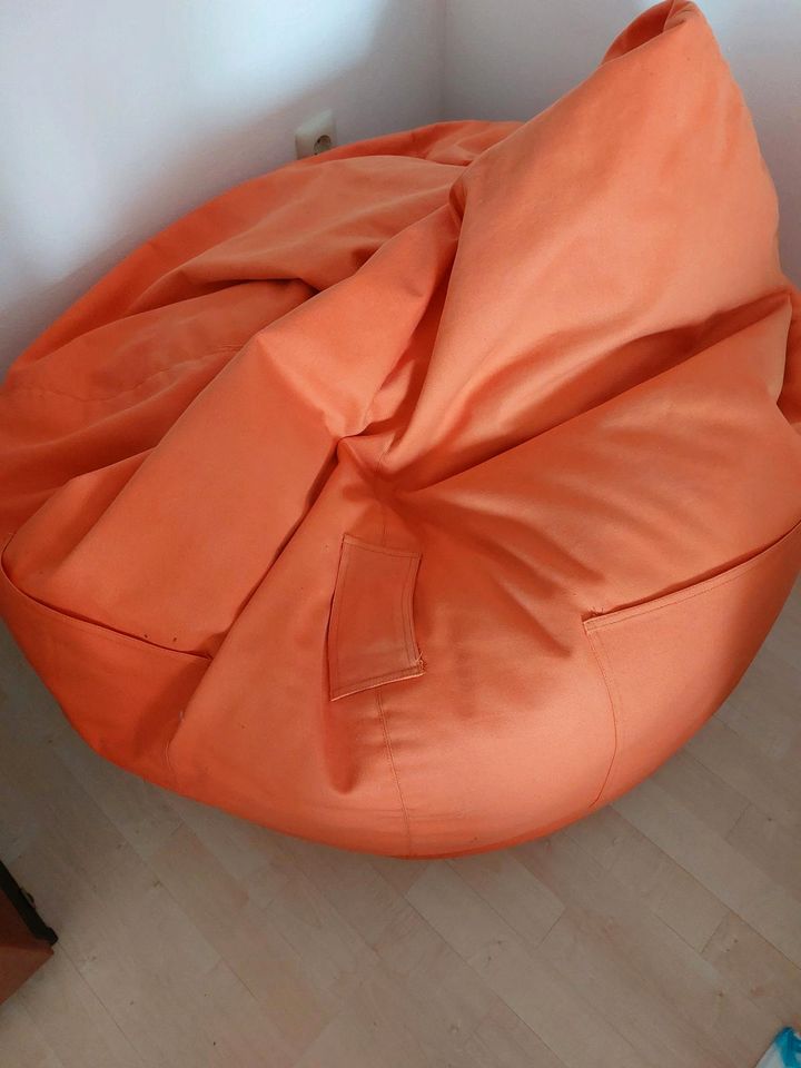 Sitzsack Orange mit Taschen in Velpke