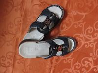 NEU: Ara Pantolette Sandalette Gr. 38, dunkelblau, Weite G Kr. München - Brunnthal Vorschau