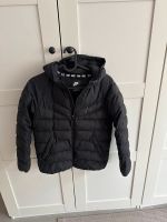 Nike Jacke Winter Original Gr.S 128-137 Essen - Stoppenberg Vorschau