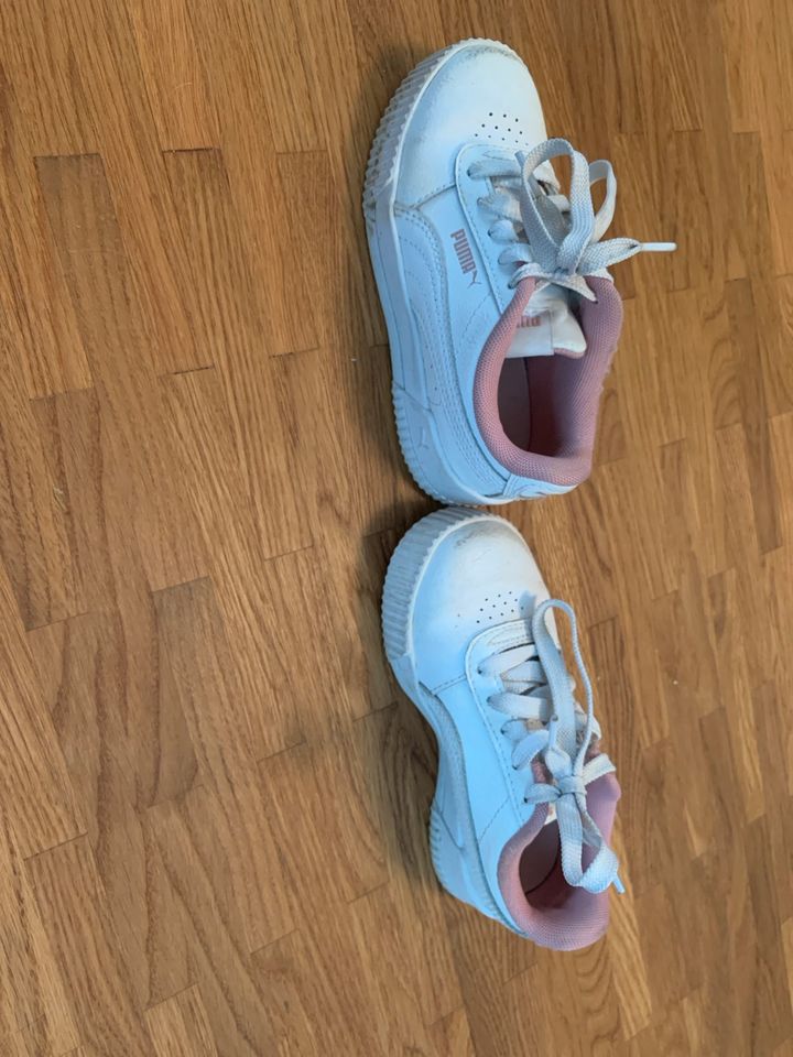 Puma Kinder Mädchen Sneaker  Gr. US 11C / EU 28 in Wetzlar