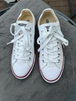 CONVERSE Gr37,5 weiß Neuwertig Nürnberg (Mittelfr) - Südstadt Vorschau