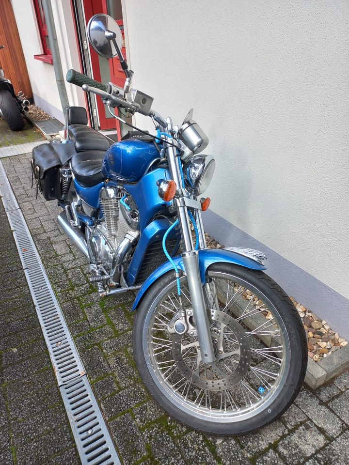 Suzuki vs 750 in Köln