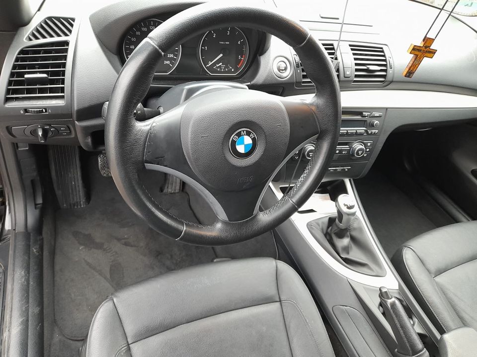 BMW 118 d Cabrio in Dortmund