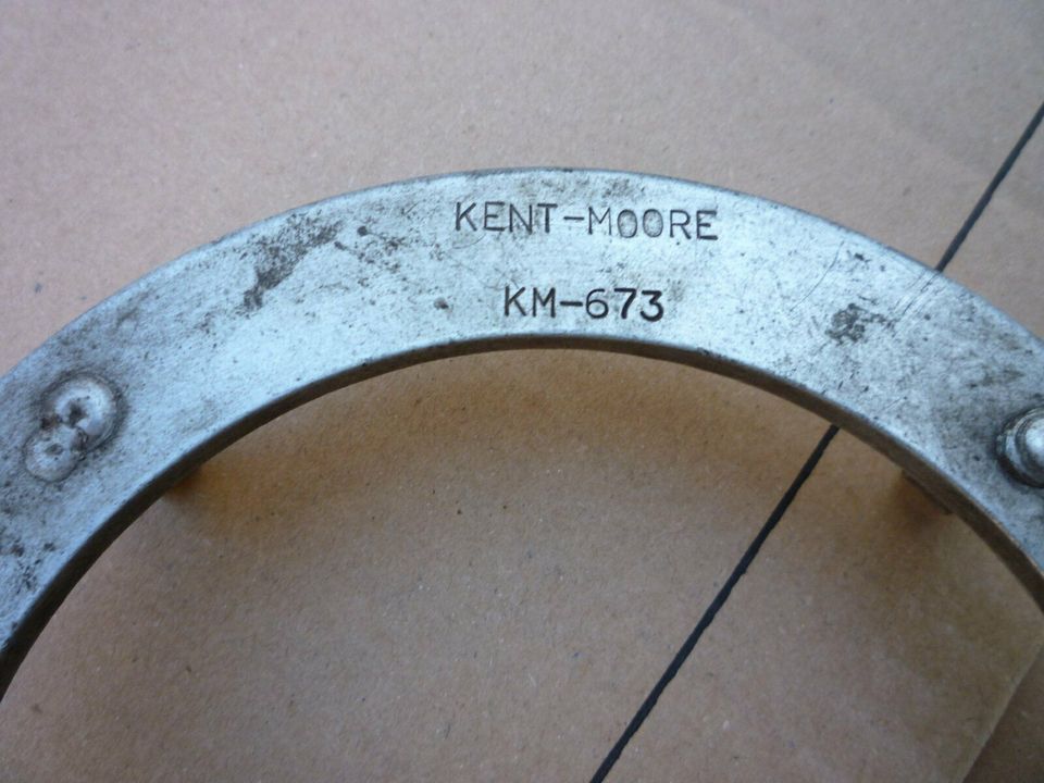 Original Kent Moor Werkzeug KM-673 Deckel Kraftstoffpumpe. in Hannover