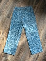 Gemusterte Jeanshose, Gr. 42 Nordrhein-Westfalen - Brilon Vorschau
