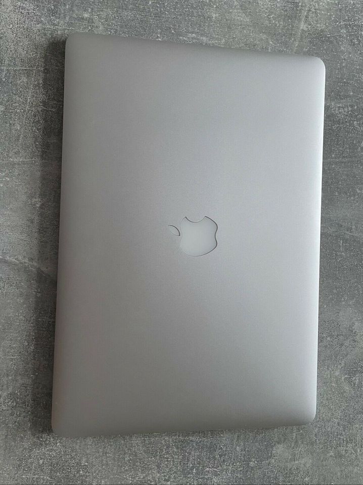 Macbook Pro, 15 zoll Mitte 2015 in Berlin